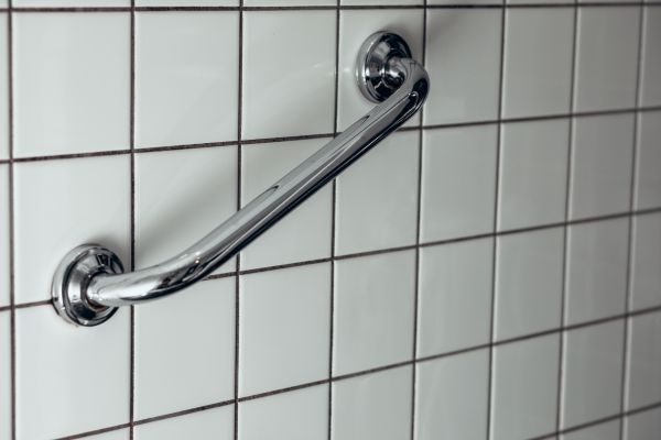 Cost of Grab Bar Mounting in Turlock